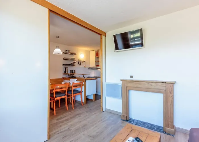 Apartment T2 Aux Coches - 4 Pers, Pres Des Pistes - Fr-1-353-20