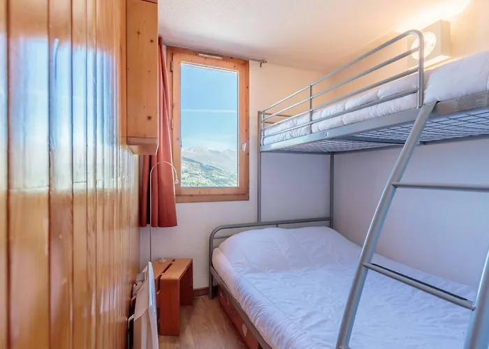 T2 Aux Coches - 4 Pers, Pres Des Pistes - Fr-1-353-20 Apartment *